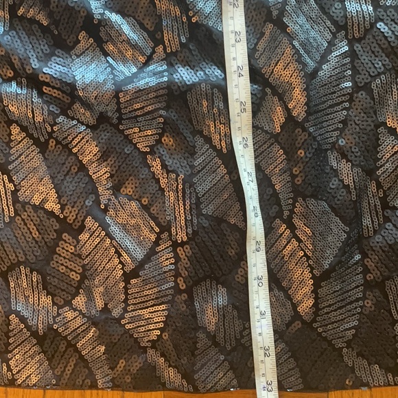 LE CHÂTEAU WOMAN MIDI LONG SLEEVE SEQUIN BLACK DRESS - Picture 9 of 15